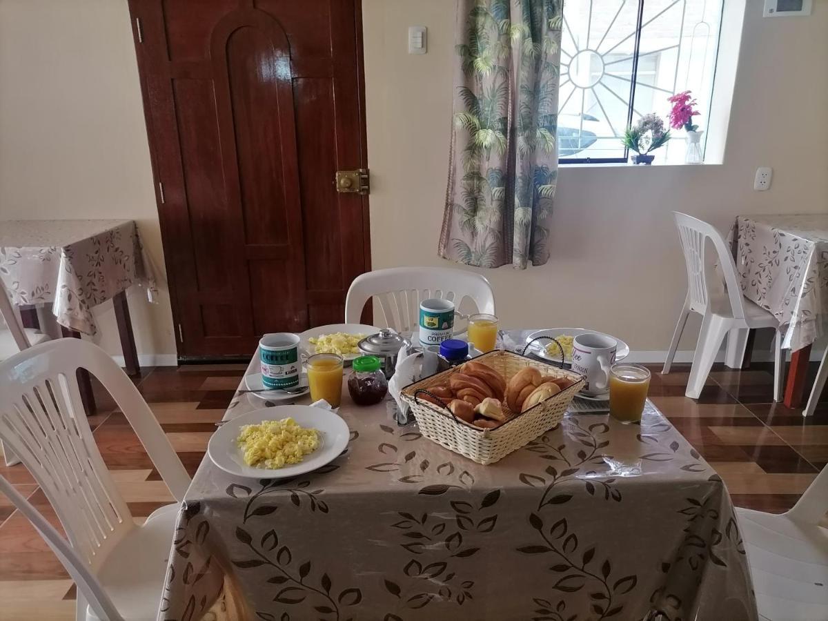 Hospedaje Restaurante El Hombre Puerto Chicama Ngoại thất bức ảnh