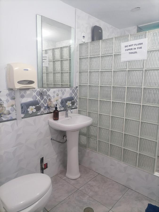 Hospedaje Restaurante El Hombre Puerto Chicama Ngoại thất bức ảnh