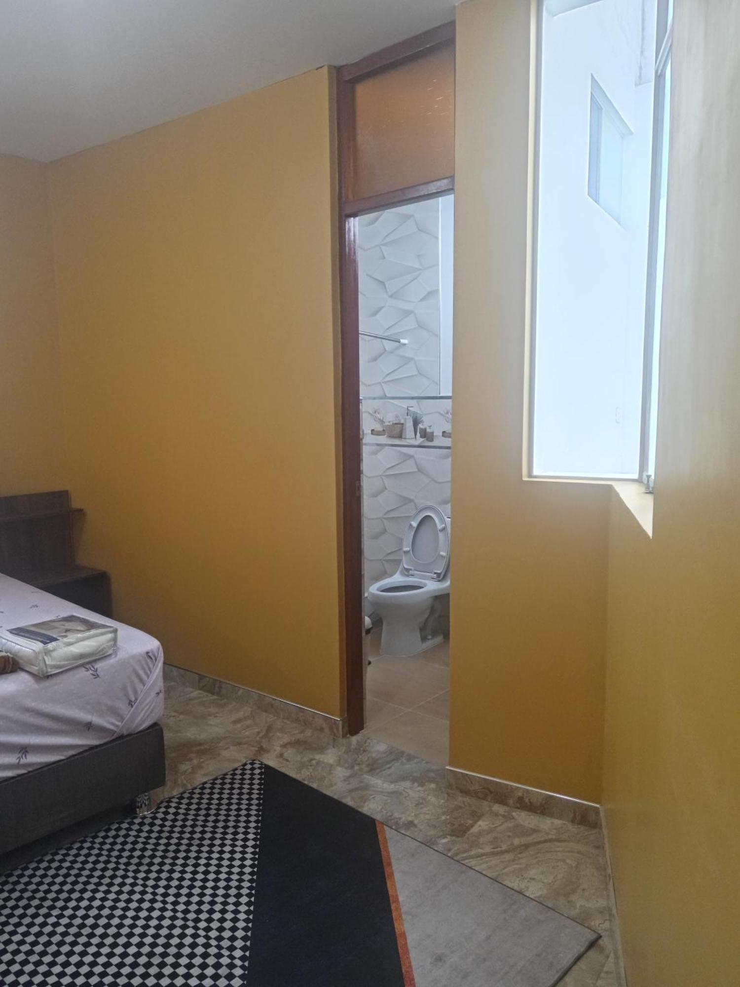 Hospedaje Restaurante El Hombre Puerto Chicama Ngoại thất bức ảnh